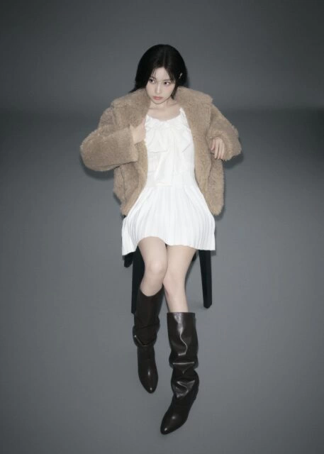 SNIDEL - 2025 WINTER COLLECTION THE HOLIDAY SPIRIT starring Kang Hye Won