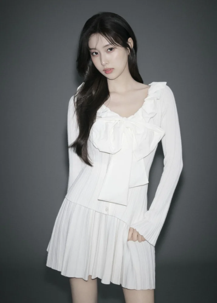 SNIDEL - 2025 WINTER COLLECTION THE HOLIDAY SPIRIT starring Kang Hye Won