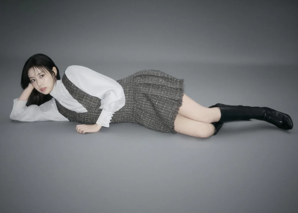 SNIDEL - 2025 WINTER COLLECTION THE HOLIDAY SPIRIT starring Kang Hye Won