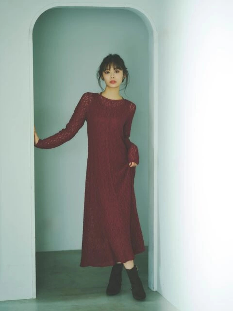 Stola. - in a touch of HOLIDAY MOOD feat. SEIKA FURUHATA ホリデー気分の―おめかし―LOOK