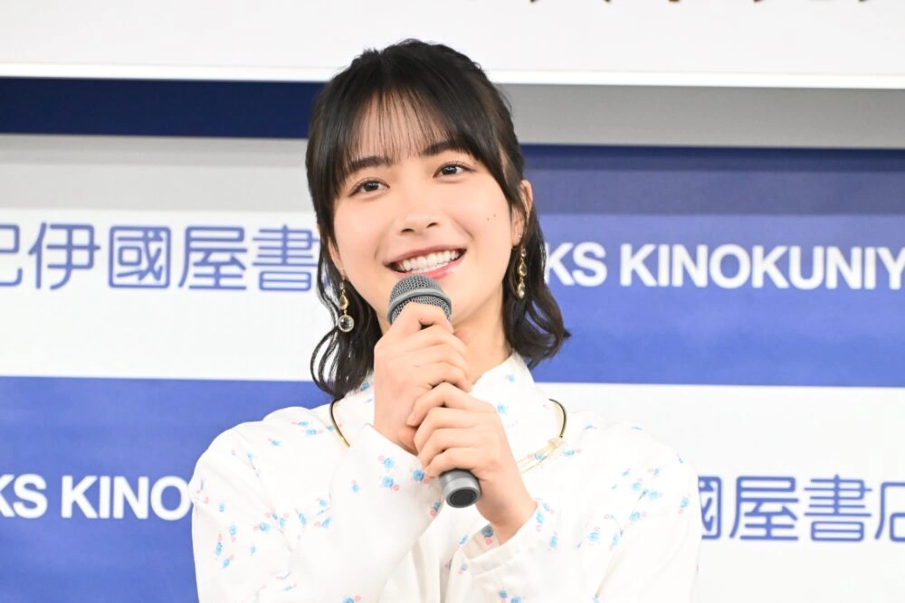 藤﨑ゆみあファースト写真集「FUJISAKI YUMIA」発売記念イベント