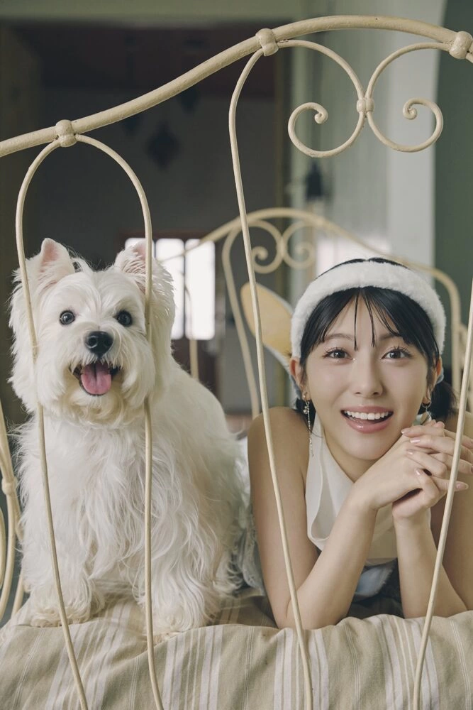 浜辺美波カレンダー 2026.04-2027.03