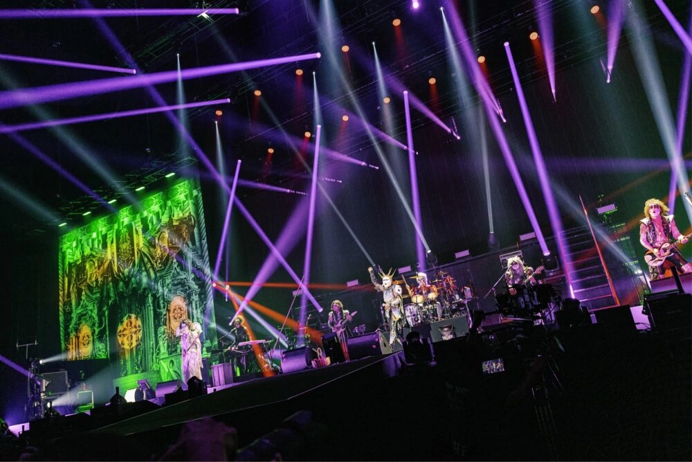 聖飢魔II VS BABYMETAL 悪魔が来たりてベビメタる 衝撃-Impact-