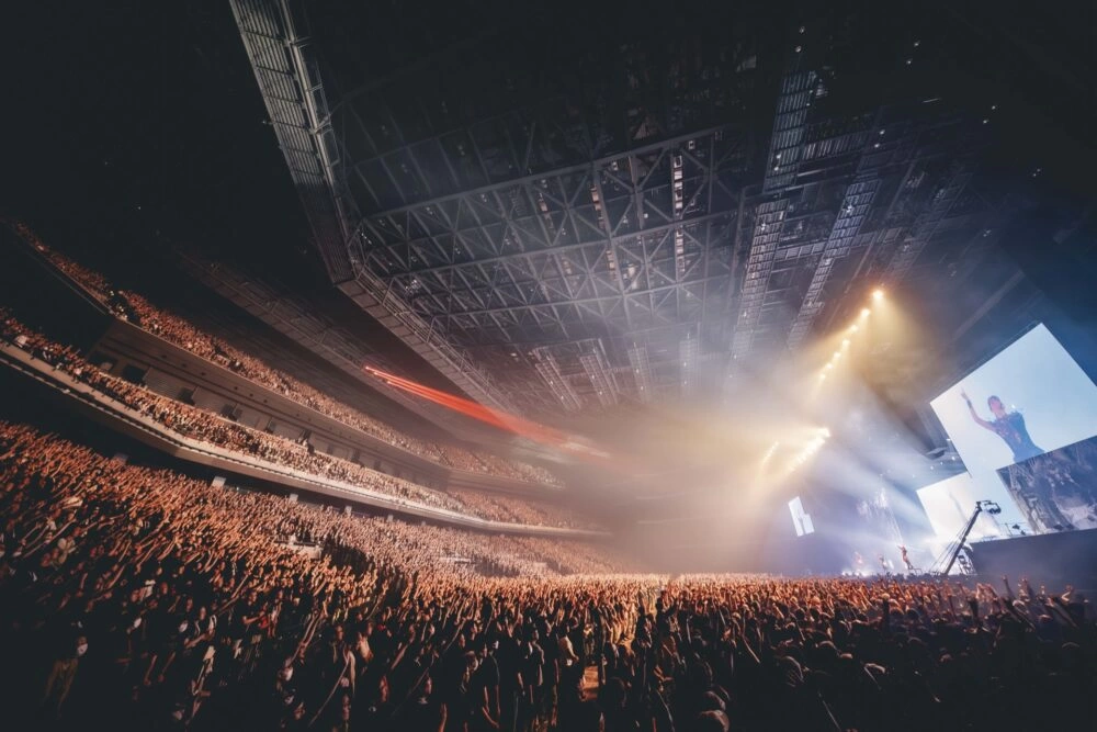 聖飢魔II VS BABYMETAL 悪魔が来たりてベビメタる 衝撃-Impact-