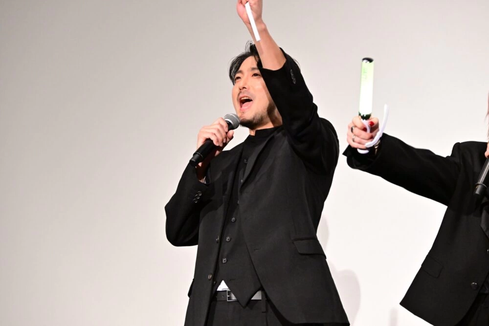 LIVE IN THEATER『BATTLE OF TOKYO -うつくしき噓-』完成披露上映会舞台挨拶