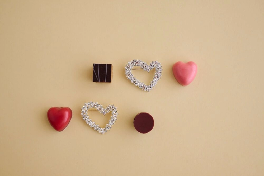 CELFORD - Mode de Hearts 甘さだけじゃない、モードに楽しむバレンタイン。