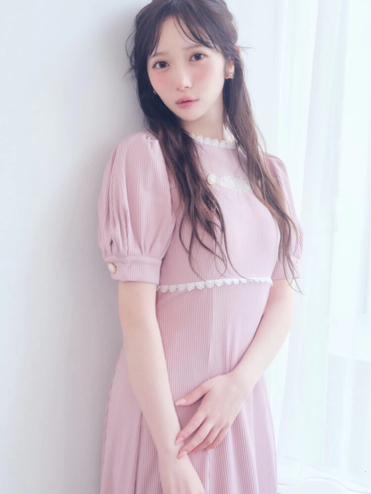 谷崎 早耶（≠ME） × dazzlin special collaboration