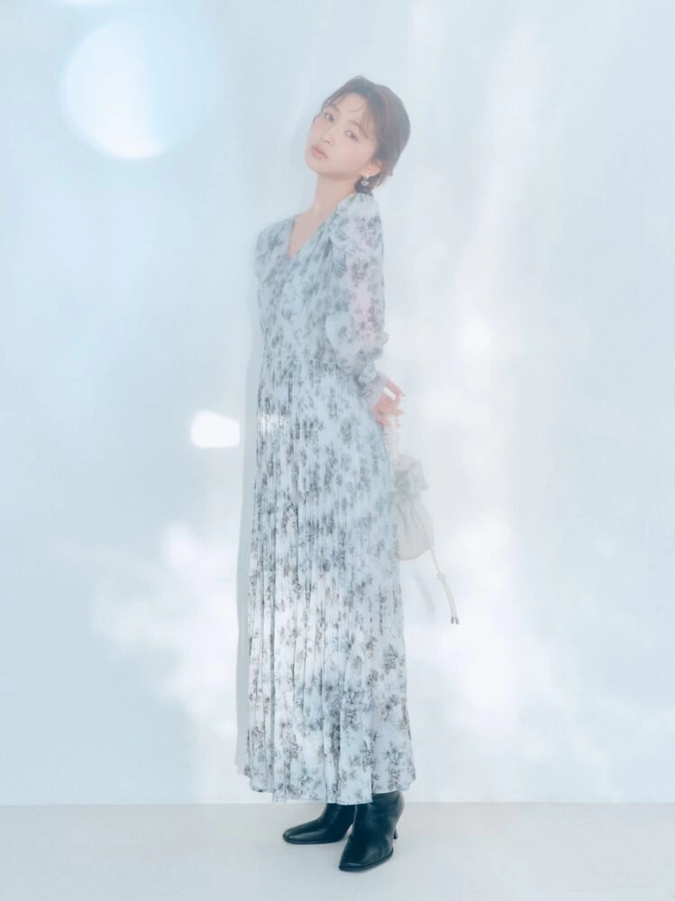 COCO DEAL - In a Sheer Moment