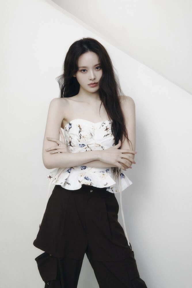 FRAY I.D Starring BANG JEE MIN / izna ISSUE2 Pink Threshold