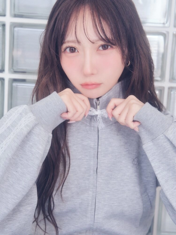 谷崎 早耶（≠ME） × dazzlin special collaboration