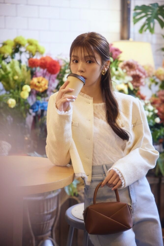 LILLIAN CARAT Spring Collection「GRACEFULLY in TRANSITION」