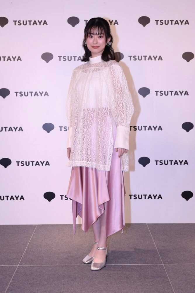 井本彩花2nd写真集「BEST,」発売記念イベント