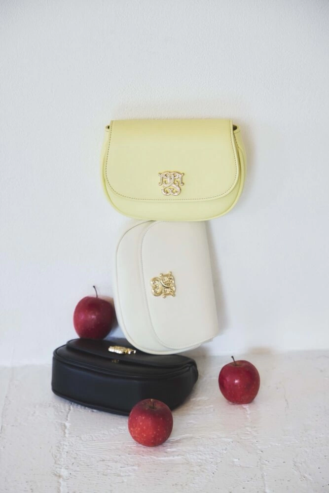 SNIDEL - SPRING COLLECTION ―山下美月が纏う、ポジティブな春の着こなし―