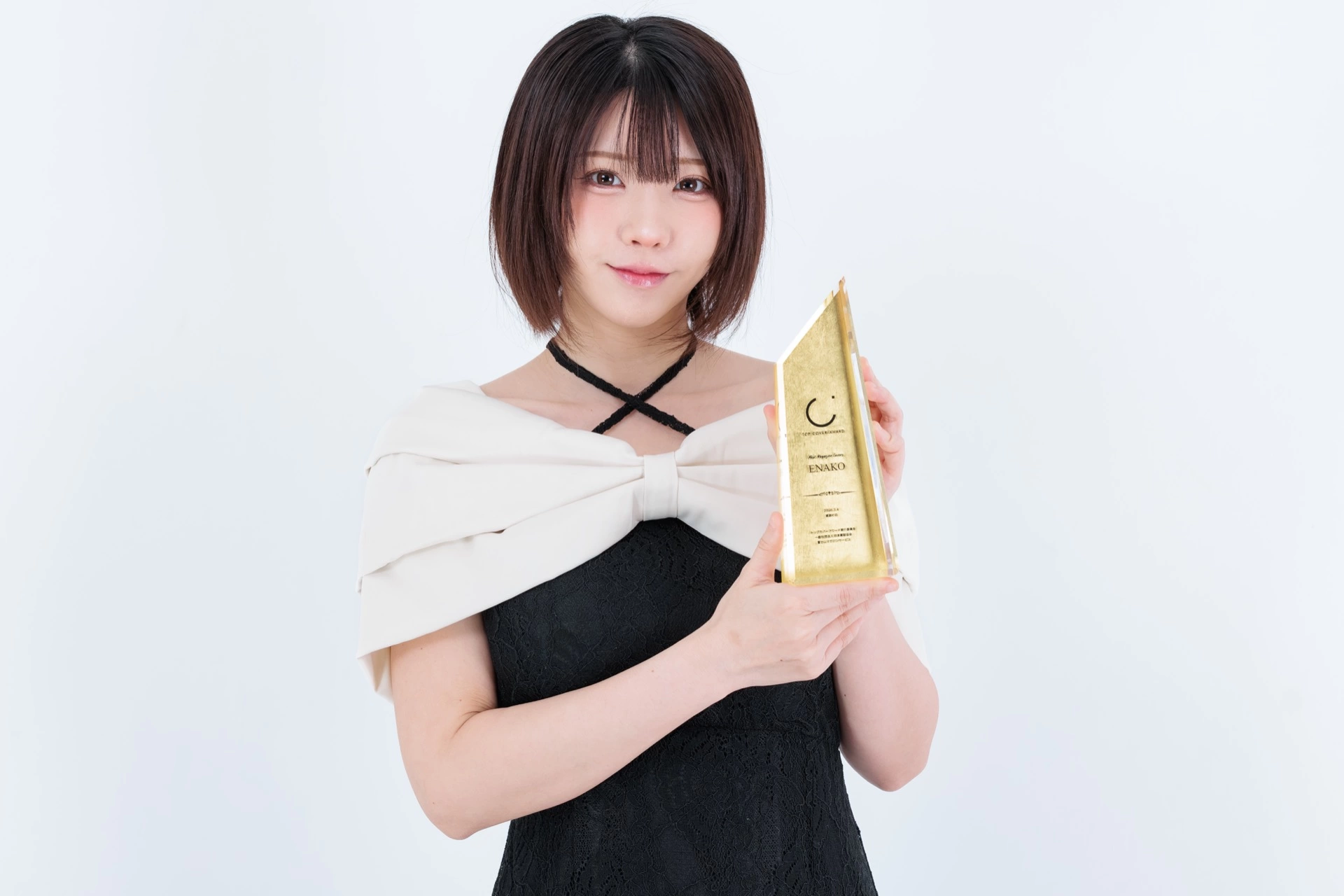 えなこ、トップカバーアワード「殿堂⼊り」