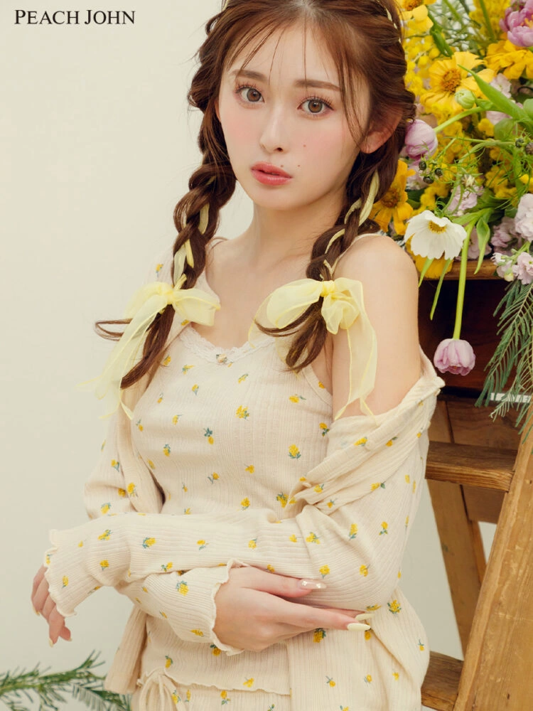 PEACH JOHN - ゆうちゃみが魅せる春ランジェリー
