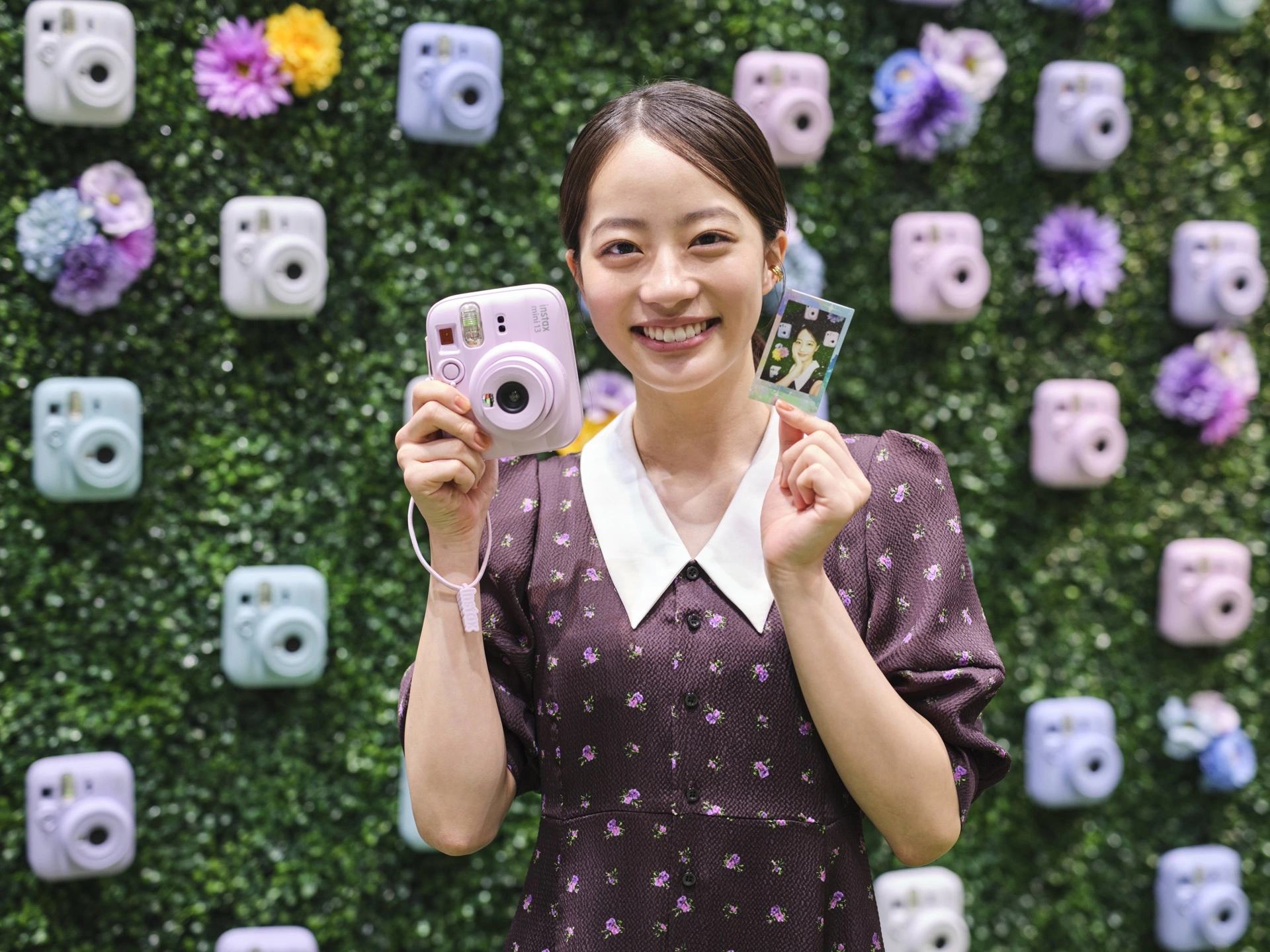 「instax mini 13」アンバサダー・池端杏慈