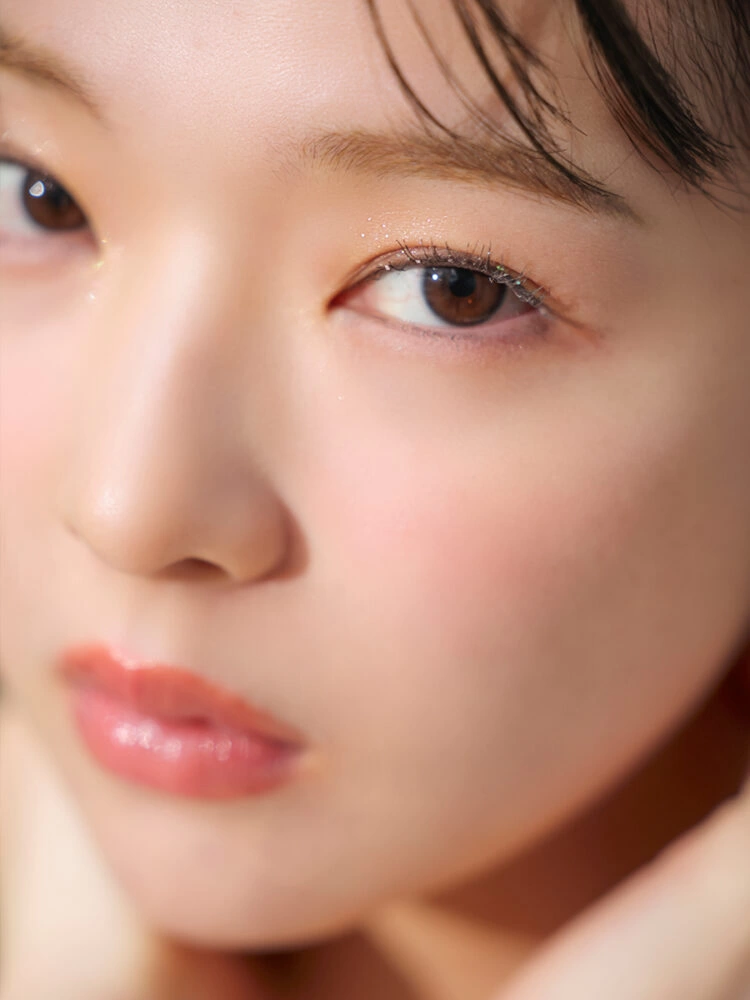 SHEER SUMMER GLOW starring MEI TANAKA