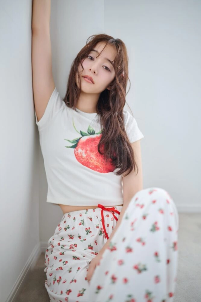 SNIDEL HOME - STRAWBERRY COLLECTION feat. Yuko Araki