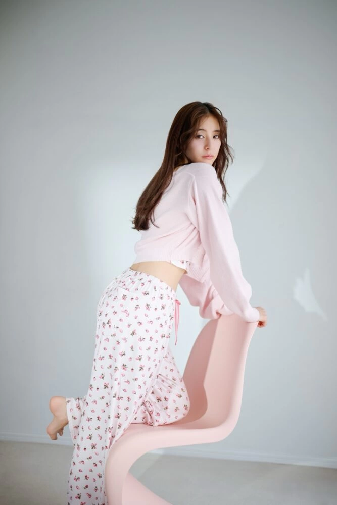 SNIDEL HOME - STRAWBERRY COLLECTION feat. Yuko Araki