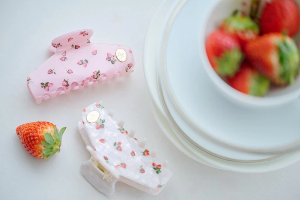 SNIDEL HOME - STRAWBERRY COLLECTION feat. Yuko Araki