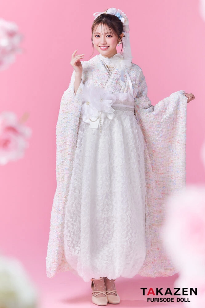 TAKAZEN FURISODE DOLL