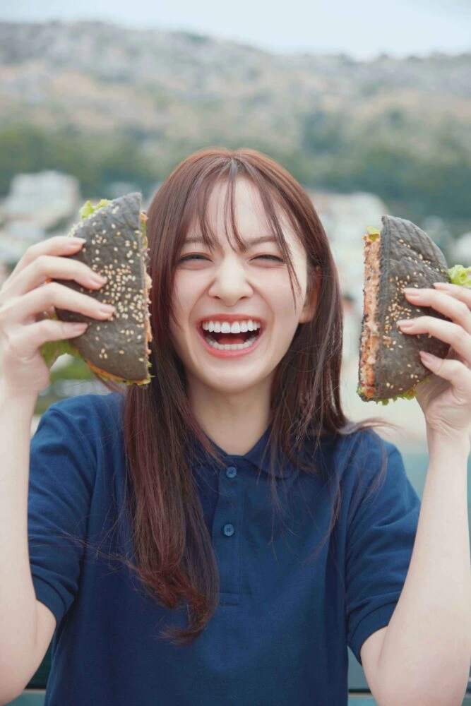 乃木坂46 金川紗耶1st写真集