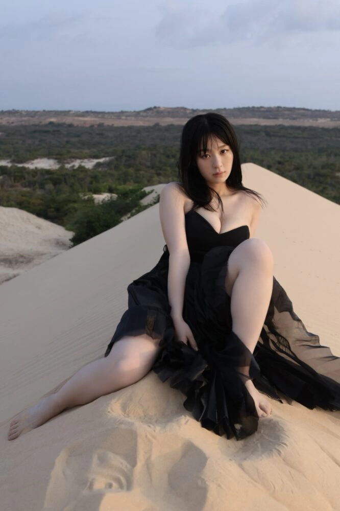高野真央1st写真集