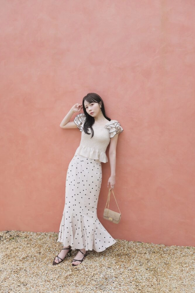 LILLIAN CARAT - Romantic Escape