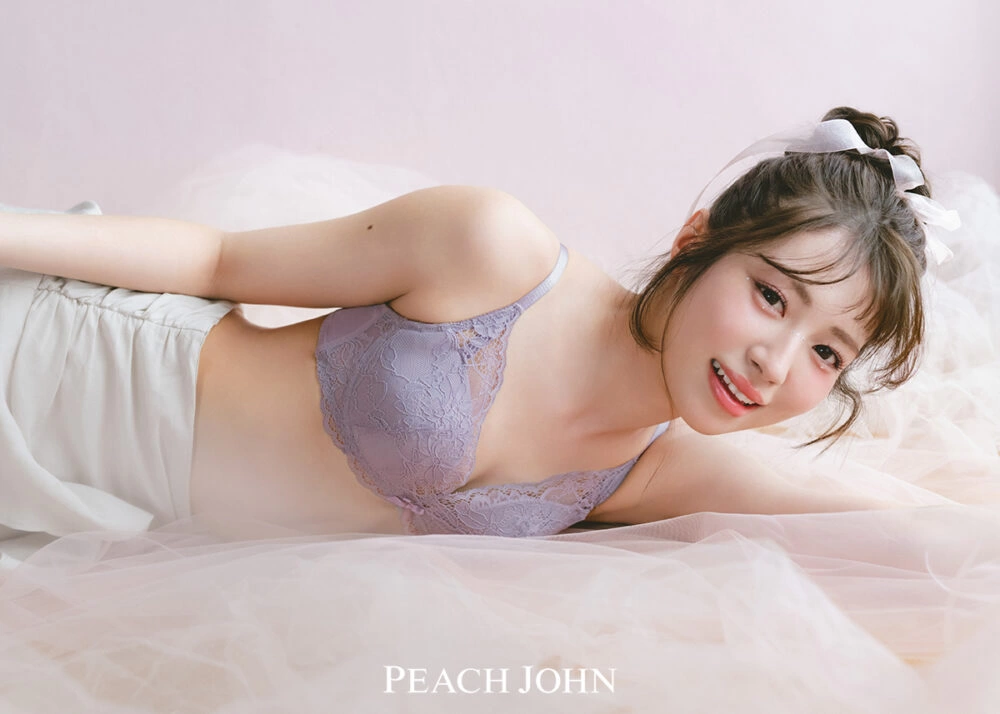 Peach John by LOVE IDOLS