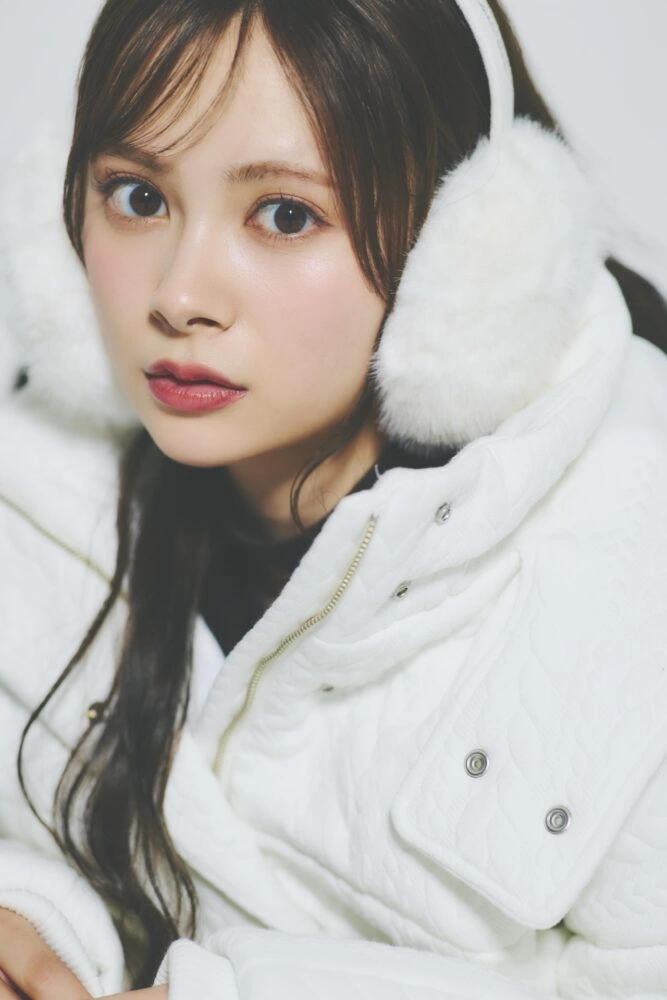 dazzlin - OUTER COLLECTION feat. 伊藤百花