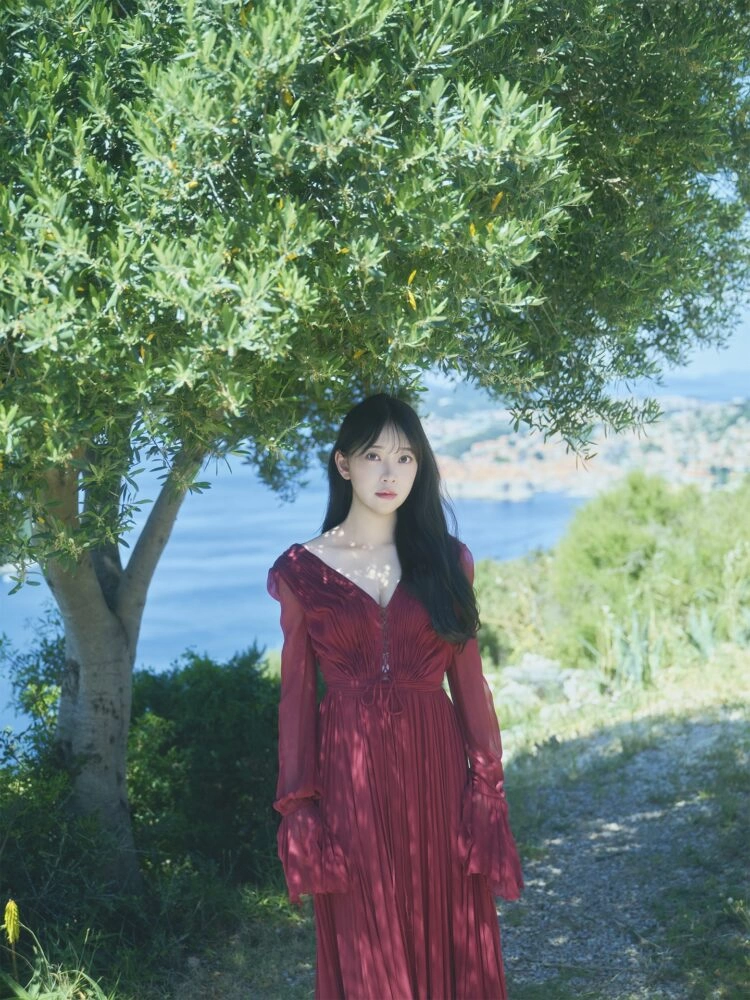 堀未央奈写真集