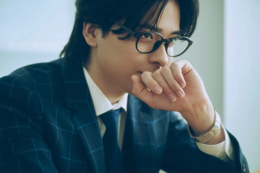 大友至恩1st写真集
