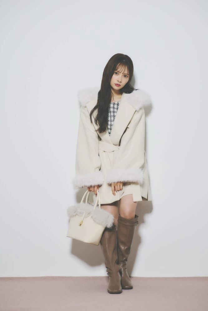 dazzlin - OUTER COLLECTION feat. 伊藤百花