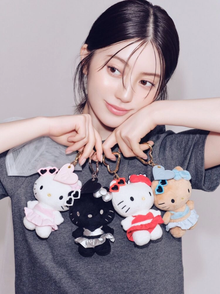 FRAY I.D × HELLO KITTY