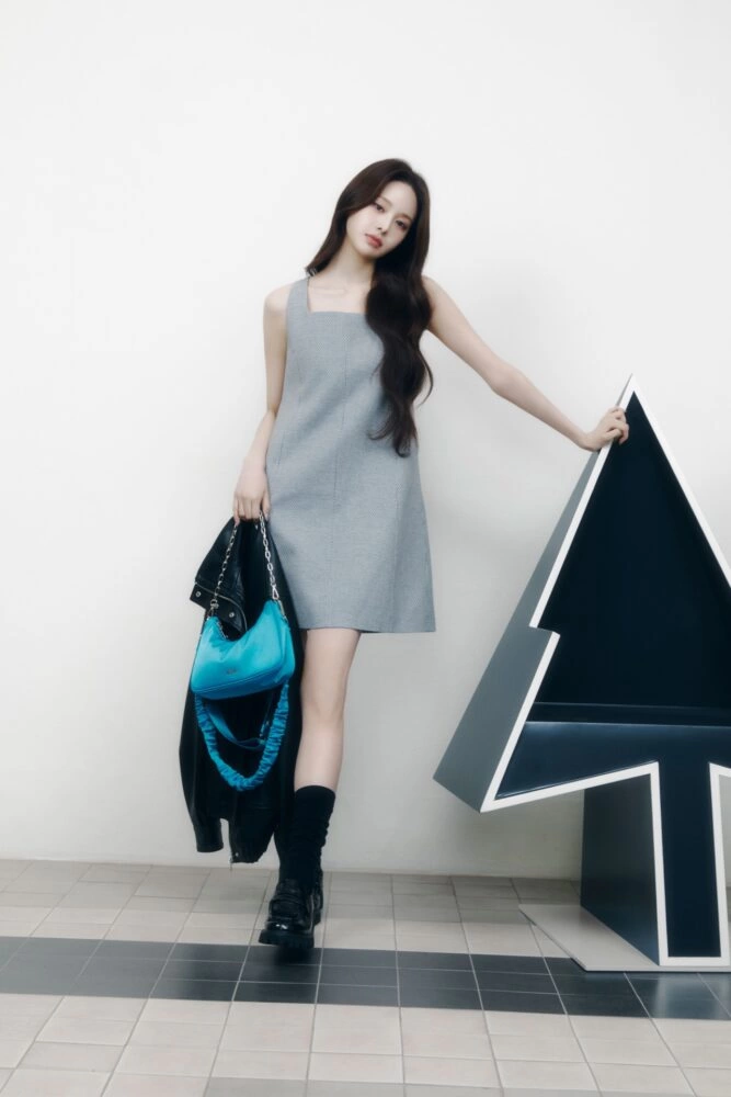 FRAY I.D STARRING. BANG JEE MIN / izna ISSUE 1 / NEWTOPIA