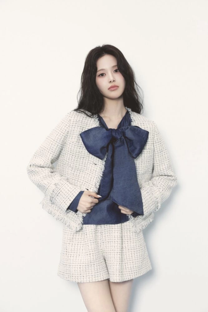 FRAY I.D STARRING. BANG JEE MIN / izna Vol.3 Still Forming