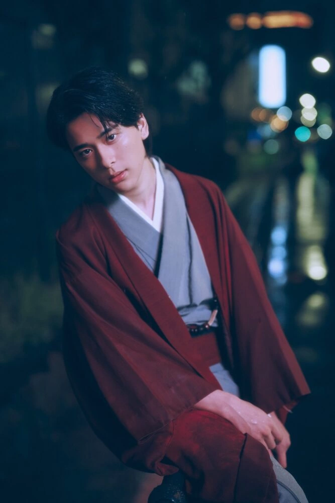 大友至恩1st写真集
