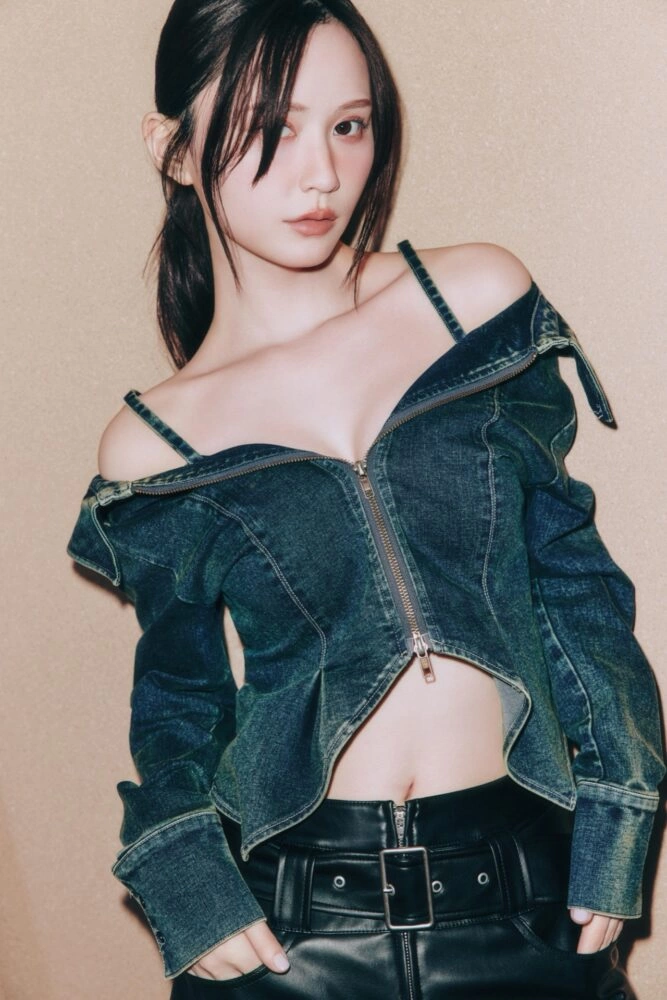 GYDA - AUTUMN COLLECTION FEAT. MIKANA YAMAMOTO