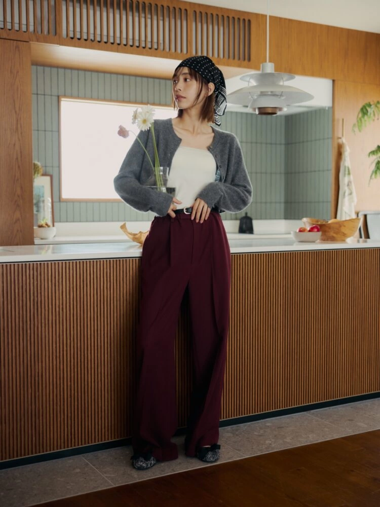 Mila Owen - MILA PANTS starring Hiroe Igeta