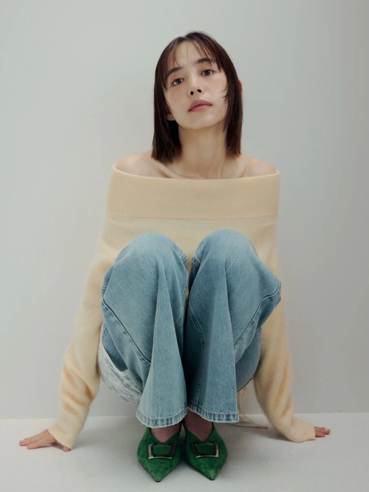 Mila Owen - MILA PANTS starring Hiroe Igeta