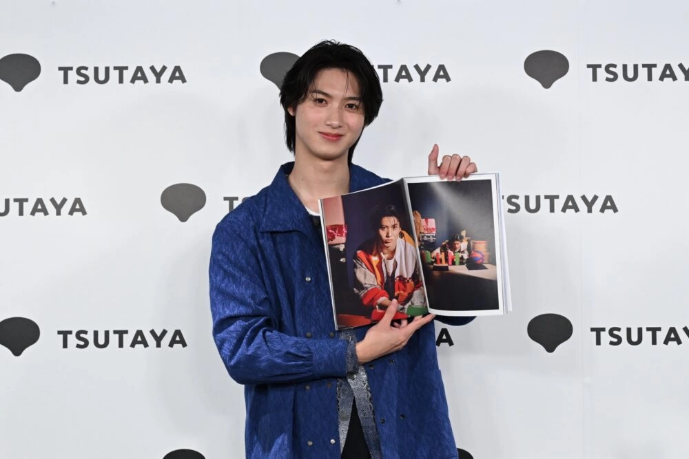 石川志泉1st写真集「MONOLOGUE」発売記念イベント
