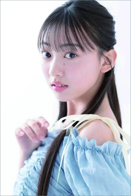 卓上 鎌田英怜奈2027年版カレンダー