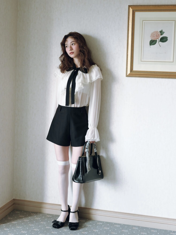 LILY BROWN 2026 WINTER COLLECTION PRE ORDER Heritage Romantic Style feat. Mizuho Shiromiya