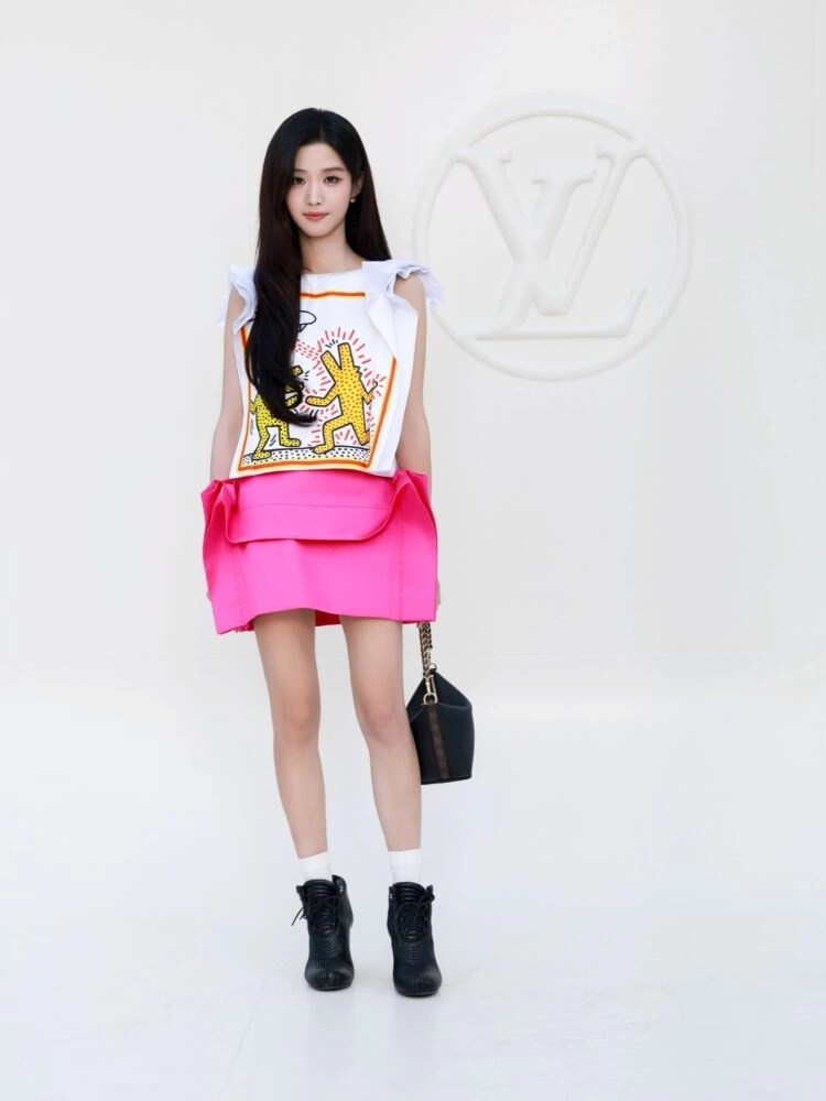 Louis Vuitton - Paris Fashion Week - Womenswear Spring/Summer 2027